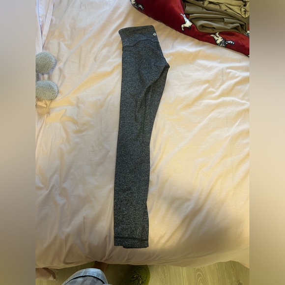 Lululemon leggings - Picture 1 of 2